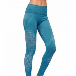NEW • NUX • Geneva Seamless Leggings Scuba